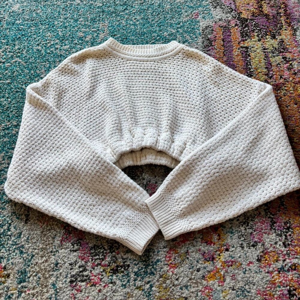 Cream Chunky Knit Cropped Sweater – Cozy Textured Pullover Minimal Chic | Basix
